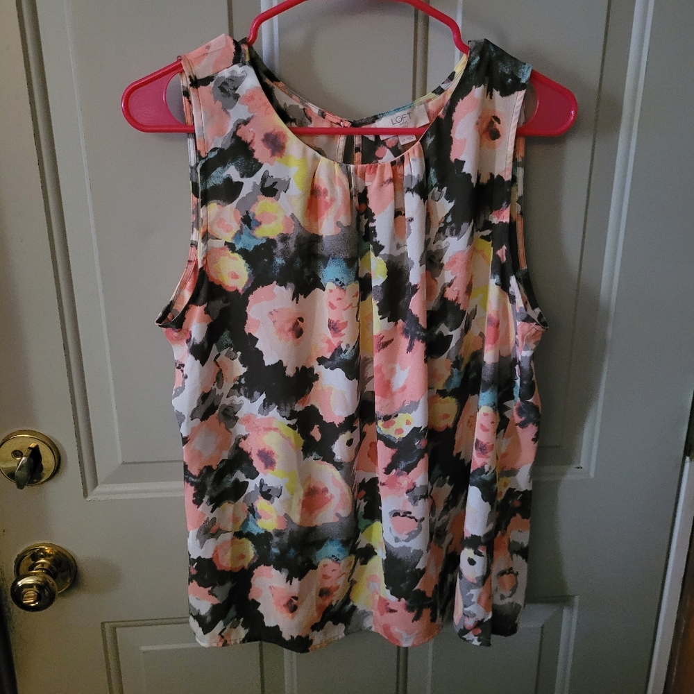 LOFT Women's Sleeveless Floral Blouse - Pink, Black, Cream Size Petite Large